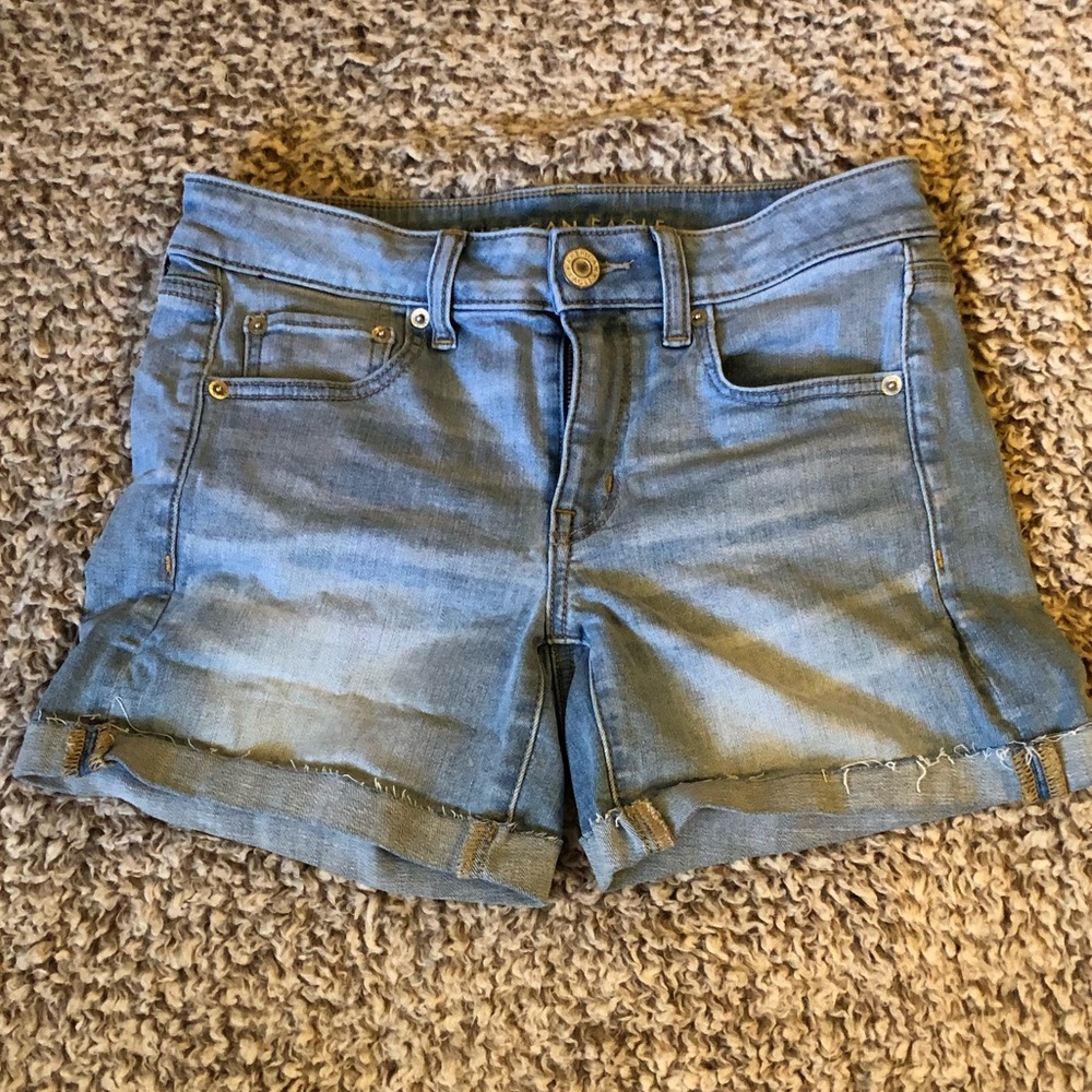 American Eagle 🦅 midi shorts